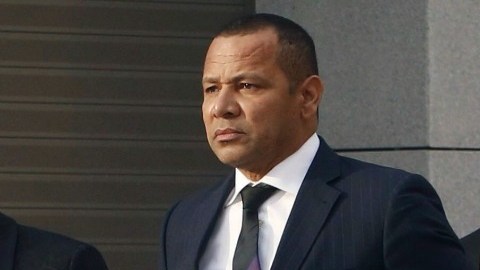 Neymar y su padre saliendo de la Audiencia Nacional. Foto: EFE.