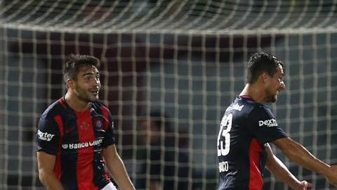 San Lorenzo goleó a Boca en el estadio Mario Kempes de Córdoba.
