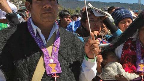 Indígenas de Chiapas acuden a la misa del papa Francisco.