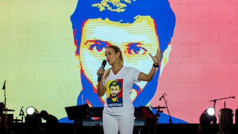 Lilian Tintori, esposa del dirigente preso, ha luchado incansablemente por lograr su libertad.