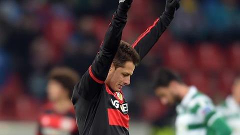 De cualquier manera el 'Chicharito' festejó por el pase en Europa League.