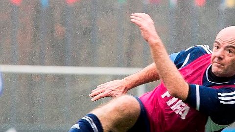 El 'partido' de Gianni Infantino en la FIFA apenas comienza. Falta ver qué trae el suizo.