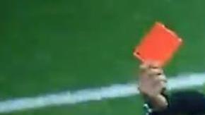 El silbante Deniz Atez Bitnel, conocido como "El rey de la roja".