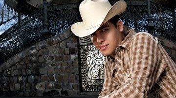 Ariel Camacho sigue siendo uno de los cantantes más populares del género regional mexicano.