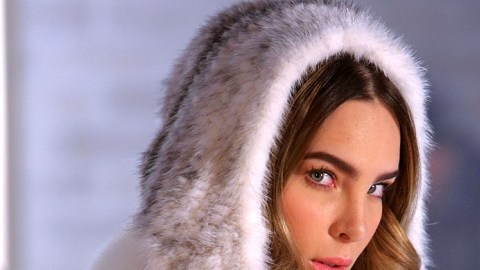 La cantante Belinda se defiende de las acusaciones en su contra en eventos para el Papa Francisco.