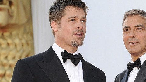 Los actores Brad Pitt y George Clooney en un festival de cine europeo.