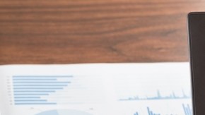 Pagar las facturas a tiempo afecta al 35% de los cálculos del cálculo del puntaje de crédito./Shutterstock