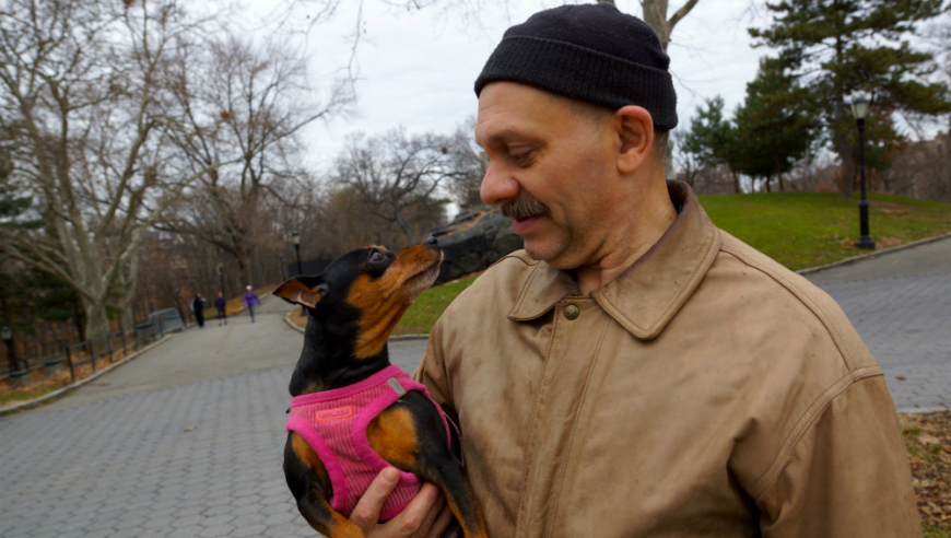 Intentan mantenerlos limpios pero la gente hace picnic y deja la basura. Vengo muy a menudo con mi perro, el parque es magnifico. Ha cambiado para bien, ahora está más tranquilo. /Gerardo Romo