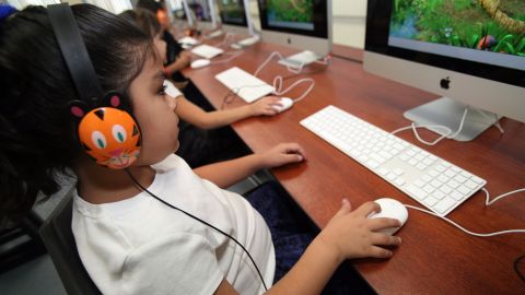 education_cerritos_10_4207554