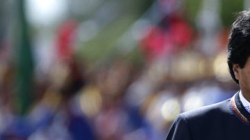 El presidente de Bolivia cree que la Embajada de EE.UU. orquesta un plan para evitar su reelección.