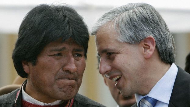 Morales lloró en 2008 cuando logró doblar el brazo a la oposición para aprobar una nueva Constitución para Bolivia.