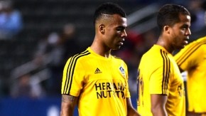 Ashley Cole (3), Giovani dos Santos y Gyasi Zardes, hombres a seguir en el Galaxy.