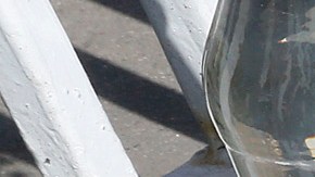 Manchas de sangre proliferan en Los Ángeles debido al repunte de crímenes violentos.