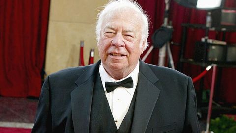 George Kennedy en la entrega de los Premios Oscar en 2003.