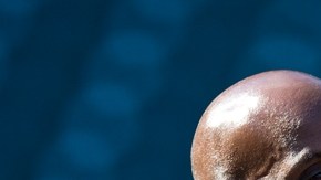 Barry Bonds fue contratado como instructor de bateo de los Marlins de Miami, su regreso a las Ligas Mayores con un uniforme.