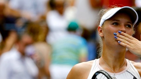 No es la primera vez que Caroline Wozniacki aparece en Sports Illustrated, pero sí de esta forma.
