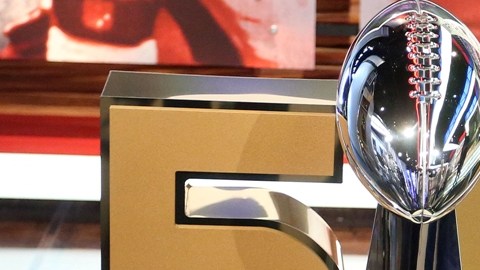 El trofeo Vince Lombardi al ganador del Super Bowl 50.