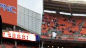 la Policía emitió una orden de restricción para que Manziel no pueda acercarse a su ex novia.