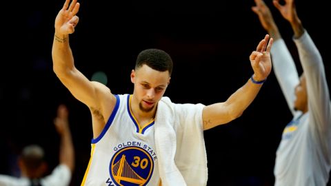 Stephen Curry sigue tan imparable como los Warriors de Golden State.