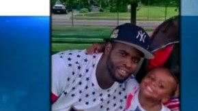 La familia de Johnson lo considera un "héroe".