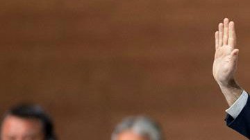 Varios han expresado su aprobación de Gianni Infantino como nuevo presidente de FIFA en redes sociales.