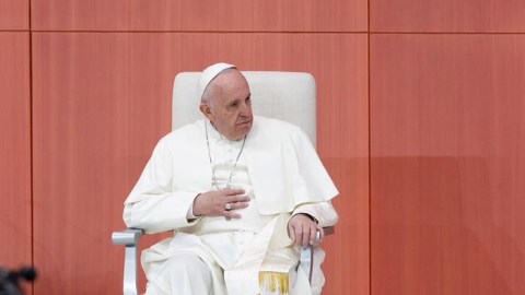 Francisco también pidió que sean obispos de "mirada limpia, de alma transparente, de rostro luminoso". Foto: EFE