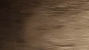 Donnla Hughes es Julieta y Will Bradley, Romeo en esta adaptación contemporánea de la obra de Shakespeare.