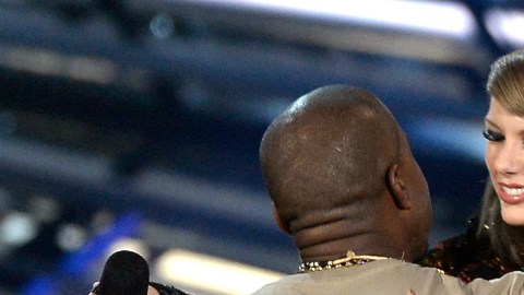 ¿Volverán a solucionar sus problemas con un abrazo como este que se dieron en los MTV Awards el pasado agosto?