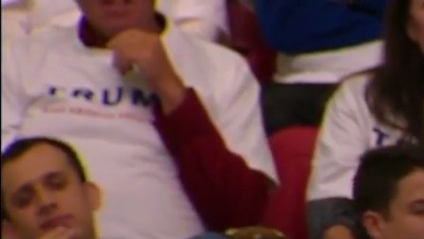 trump rally nevada heckler