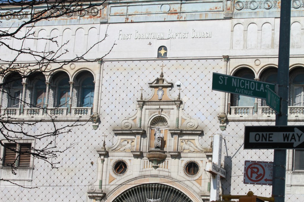 Detalle de la Iglesia First Corinthian Baptist en la Calle Oeste 116 en Harlem. Nuestros Barrios - Harlem y sus Iglesias. Photo Credito Mariela Lombard/El Diario NY.