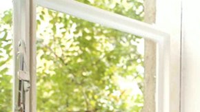 Natalia reveló que mientras viajaba, el vehículo fue golpeado por detrás.