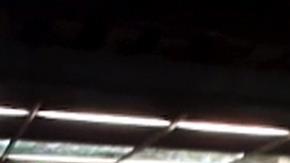 Varios grupos de seguidores del conjunto inglés pusieron en jaque a la Ciudad Condal.