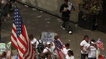 Fueron cientos de miles de personas las que marcharon el 25 de marzo del 2006 en Los Ángeles. /Archivo