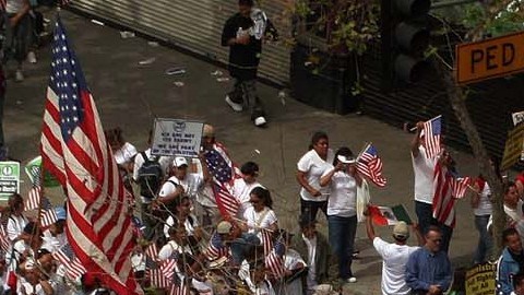 Fueron cientos de miles de personas las que marcharon el 25 de marzo del 2006 en Los Ángeles. /Archivo