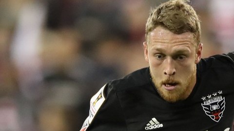 Rob Vincent del DC United durante un partido de la Liga de Campeones CONCACAF.