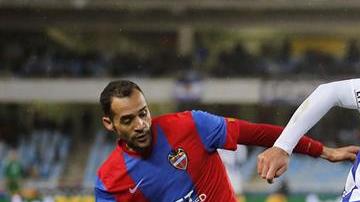 Oyarzábal jugó un gran partido y el mexicano Diego Reyes marcó el gol para la Real Sociedad.