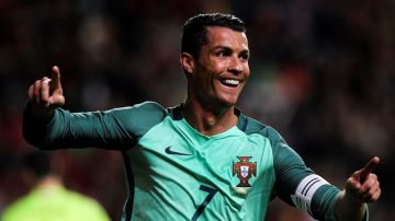 Cristiano se sacudió la racha sin anotar con Portugal.