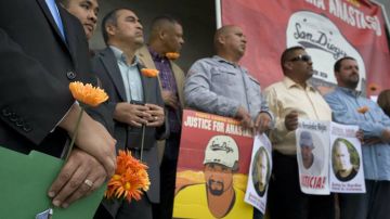 Familiares y amigos de Anastasio Hernández buscan justicia.