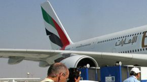 En algunos A380 de los vuelos ultralargos de Emirates hay suites privadas con baño.