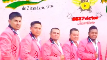 Esta es una de las fotos promocionales de la Banda Las Palmitas.
