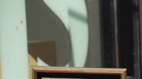 Miles de fans acompañaron al actor de 54 años, quien aseguró que jamás imaginó que viviría este momento.