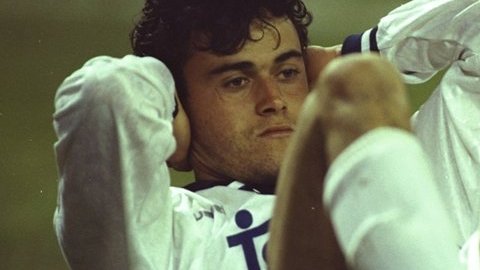 Luis Enrique saboreó las mieles del gol con ambos equipos en varios Clásicos.