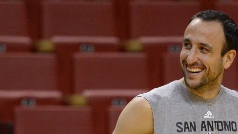 Manu Ginóbili podría regresar renovado para los Playoffs.