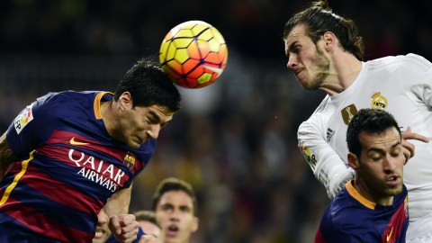 Barcelona y Real Madrid chocan este sábado en el Camp Nou.