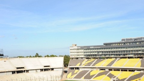 El nuevo estadio de Peñarol verá su inauguración el próximo 30 de marzo.