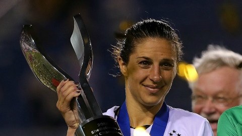 Carly Lloyd y Hope Solo
