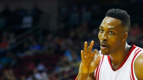 Dwight Howard de los Houston Rockets, el nuevo 'sticky hands'.