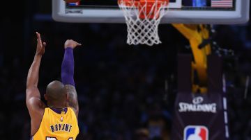 Los tiros al aro de Kobe Bryant están contados. A su legendaria carrera le restan nueve partidos.