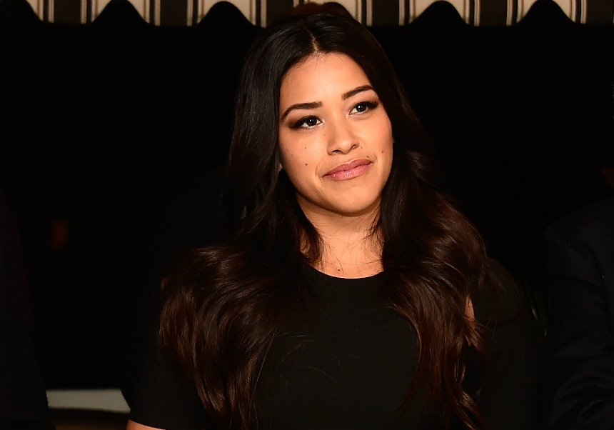 Gina Rodríguez llora la muerte de su gran amigo La Opinión