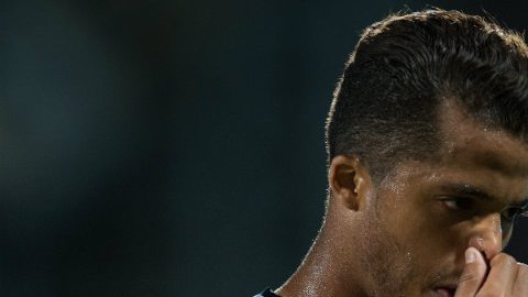 "Gio" tiene problemas musculares que lo ausentarán de las canchas varios días.